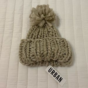 Urban outfitters chunky beanie